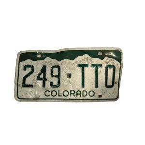 Colorado Collectible License Plate Green White Mountains 249 TT0 Dented
